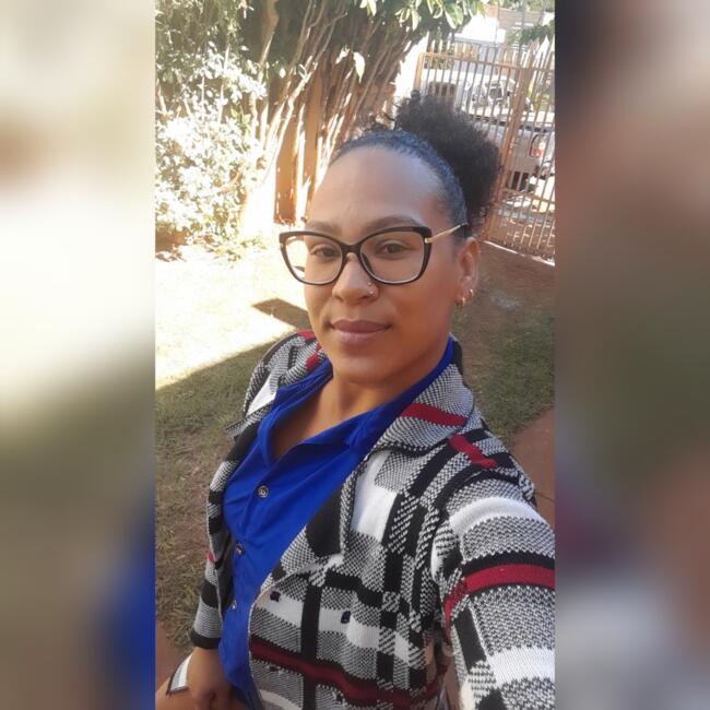 Babysitter in Ribeirão Preto: Wellida