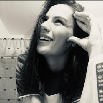 Babysitter in Sainte-Livrade-sur-Lot: Caroline