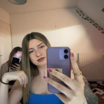 Babysitter Leffrinckoucke: Chloe