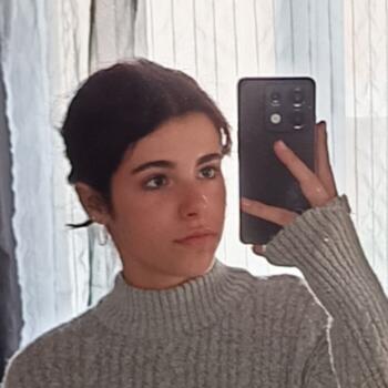 Babysitter in Vénissieux: Léa