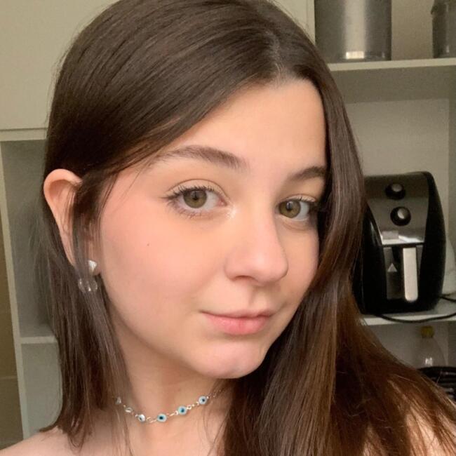 Babysitter in Juiz de Fora: Giovanna