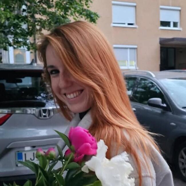Babysitter in Ljubljana: Lara