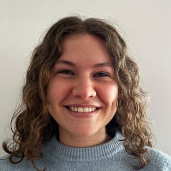 Babysitter in Poisy: Astrid