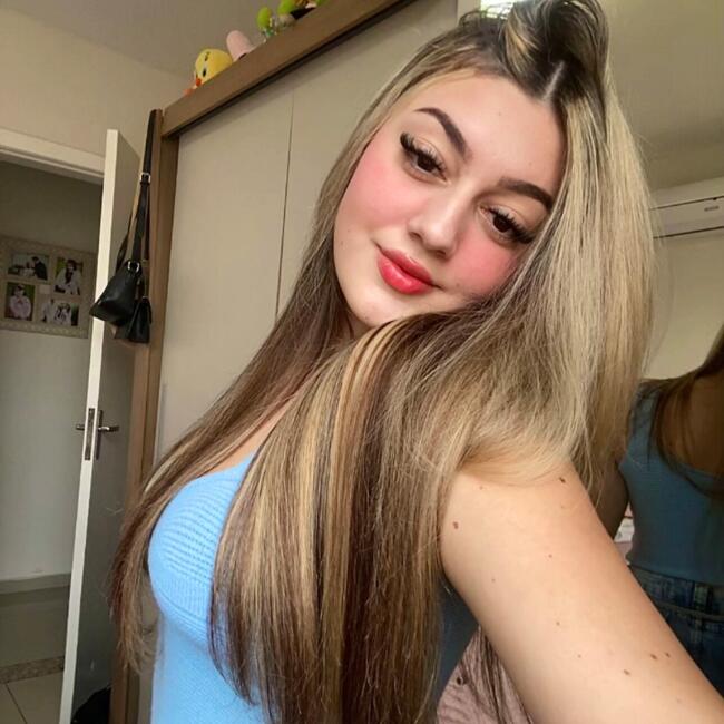 Babysitter in Bombinhas: Giovanna