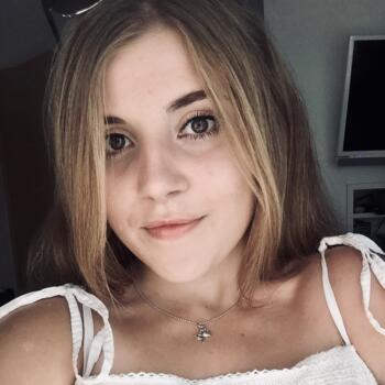 Babysitter in Leonding: Rebecca