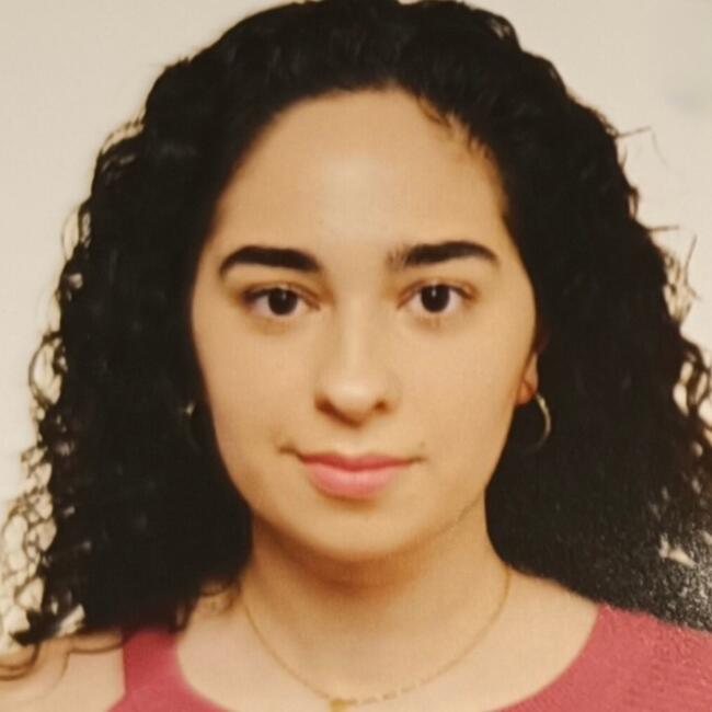 Babysitter in Madrid: LUCIA GASANZ MENDOZA