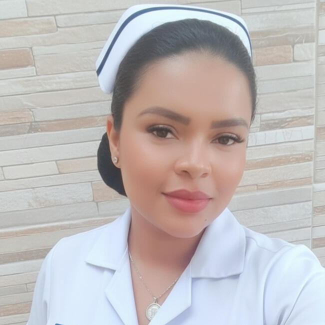 Babysitter in Santa Luzia: Andréa