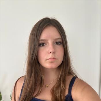 Babysitter in Wavre: Louise