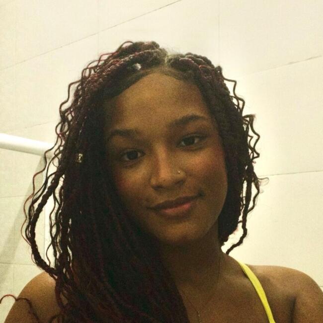 Babá em Maricá: Nathália