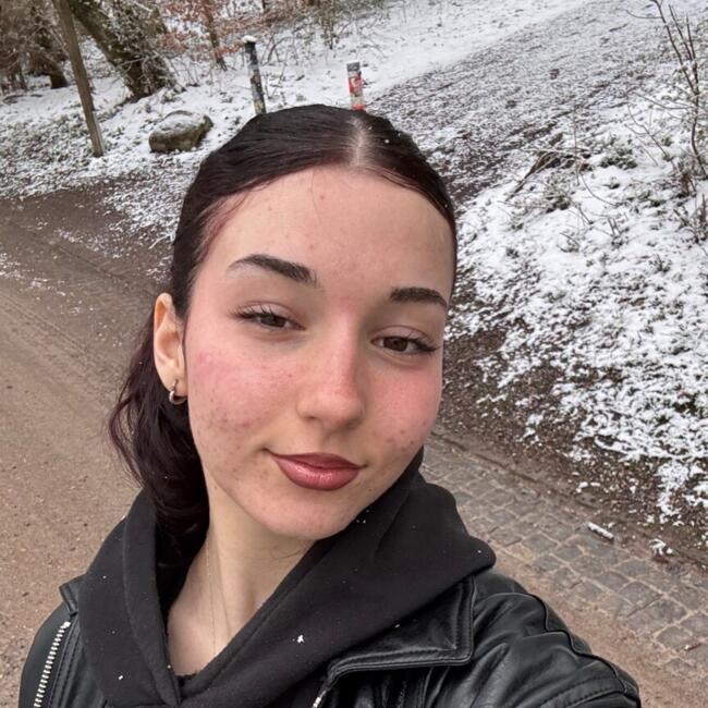 Babysitter in Wollerau: Irune