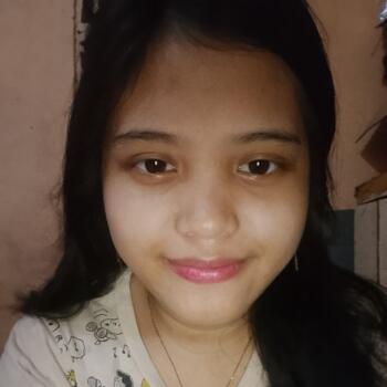 Babysitter in Jakarta: Srii Dwii