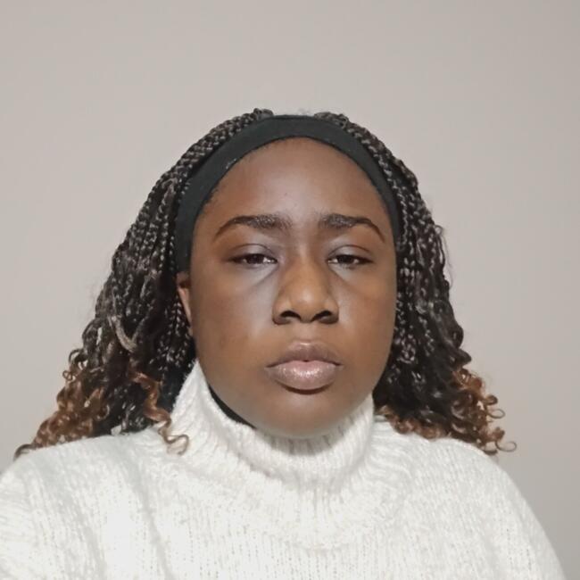 Babysitter in Orléans: Esther