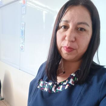 Babysitter Santiago: Jocelyn