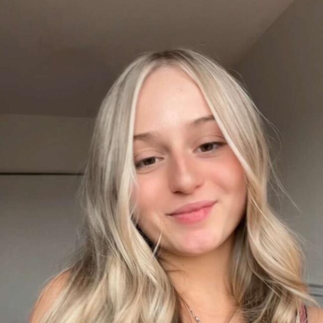 Babysitter in Sainte-Thérèse: Elizabeth