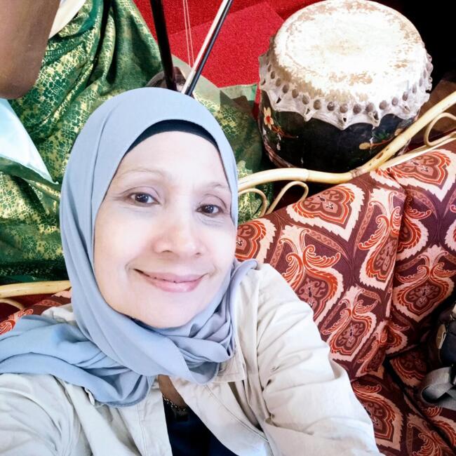 Pengasuh di Cyberjaya: Noorjan bt Firuzshah