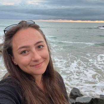 Babysitter Roquefort-les-Pins: Laurine