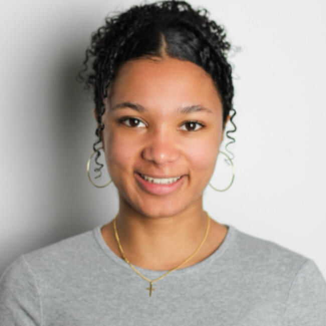 Babysitter in Bern: Yemisi