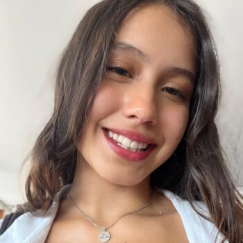 Babysitter Requeixo (Distrito de Aveiro): Caren