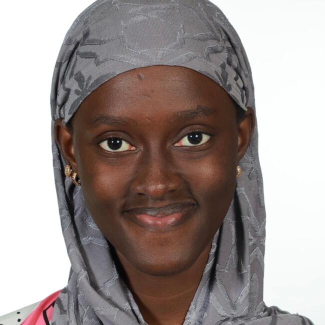 Baby-sitter à Poitiers: Mbayang