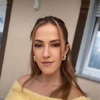 Babysitter in Molenbeek-Saint-Jean: Juliana