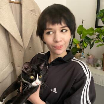 Babysitter Budapest: Eva