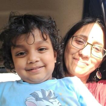 Childminder job in Mumbai: babysitting job Diana