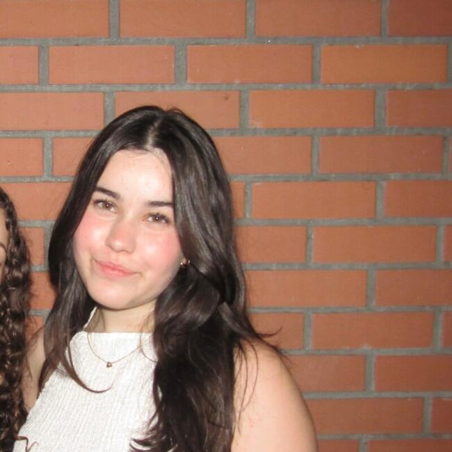 Babysitter in Candoso: Joana