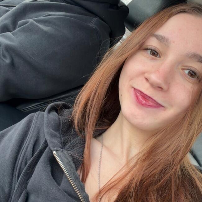 Babysitter in Chicago: Damaris