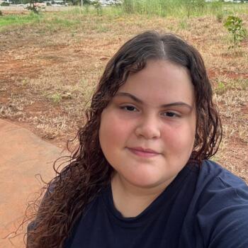 Babysitter Paracatu: Lara Moreira