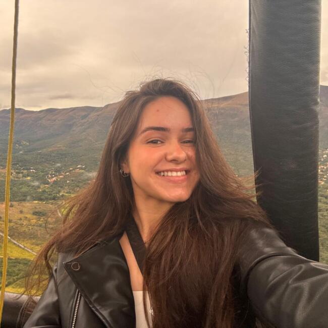 Babysitter in Belo Horizonte: Ana Clara