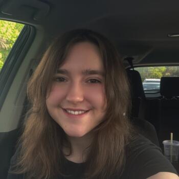 Babysitter in Englewood: Adelle