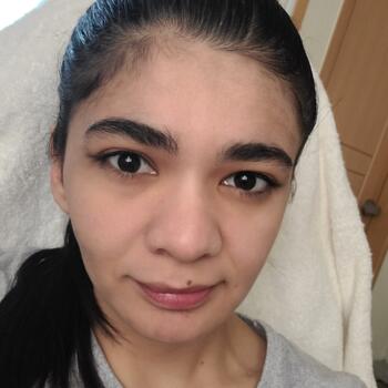 경산시에 있는 베이비시터: Dilnoza