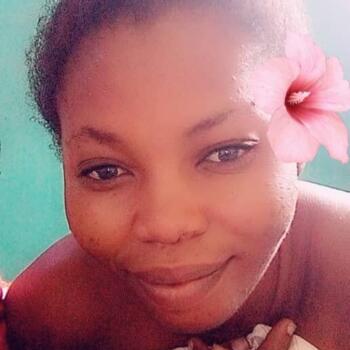 Babysitter in Accra: Angela Makafui