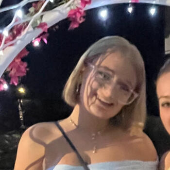 Babysitter Whakamarama: Paisley