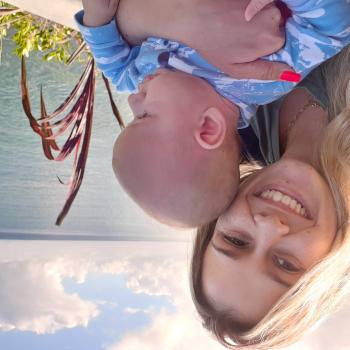 Emprego de babá em Porto Belo: emprego de babá Andressa