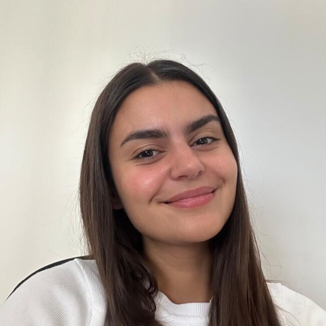 Babysitter in Cascais: Teresa