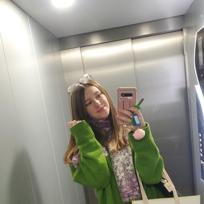 Babysitter in Strasbourg: Mikaëla Chiesi-Perrin