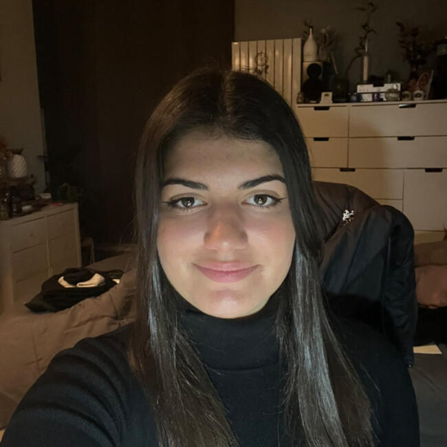 Babysitter in Champigny-sur-Marne: Alexia