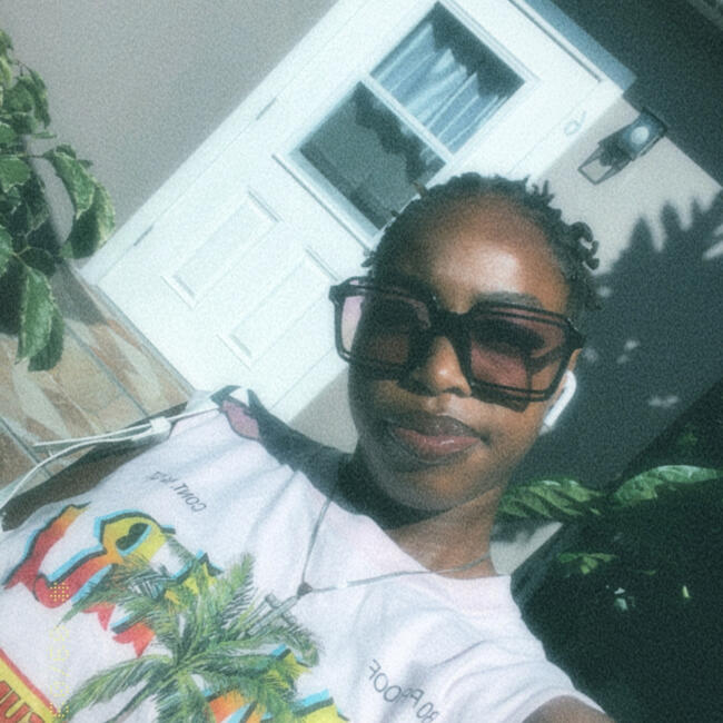 Babysitter in Saint Ann: Suwey