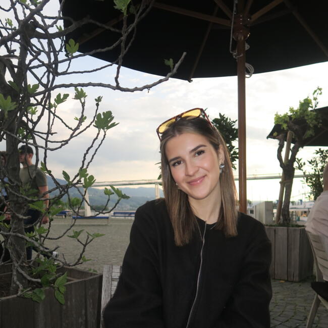 Babysitter in Schmerikon: Teodora