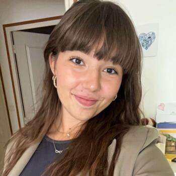 Babysitter Verneuil-sur-Vienne: Claire