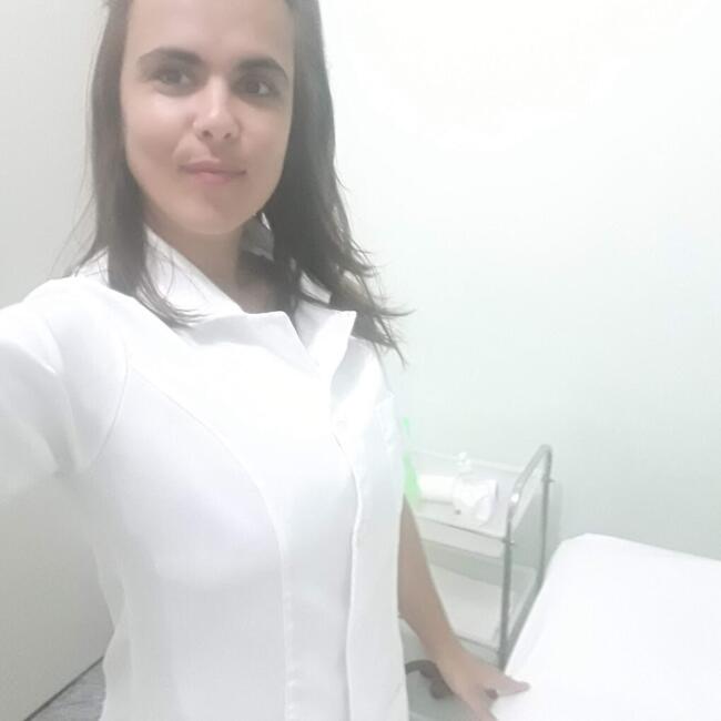 Babysitting job in Vila Nova de Gaia: Jamilly