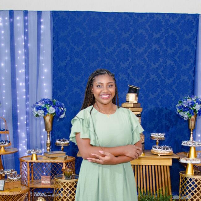 Babysitter in Belford Roxo: Ana Caroliny