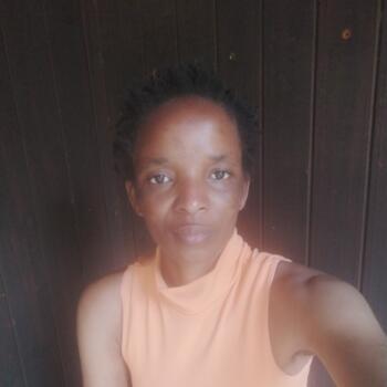 Babysitter Thembisa: Brilliant