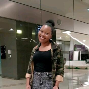 Babysitter Doha: Rosemary