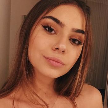 Babysitter em Faro: Manoela