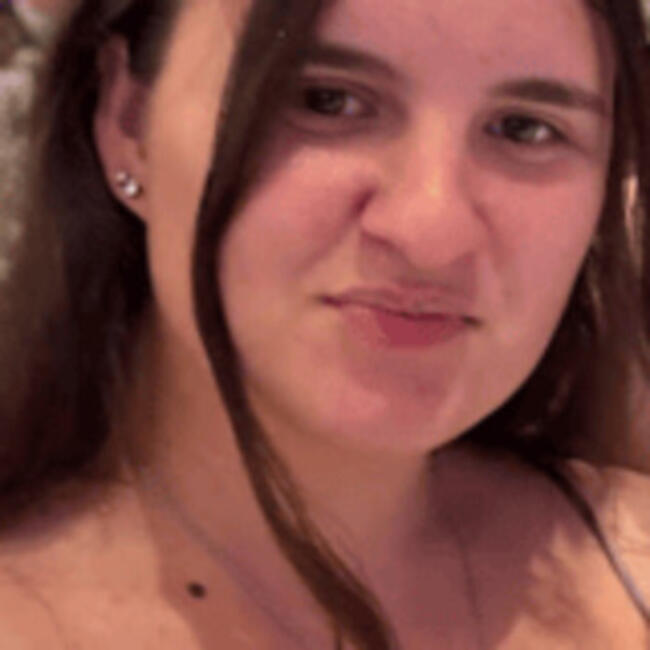 Babysitter in Attleboro: Isabella