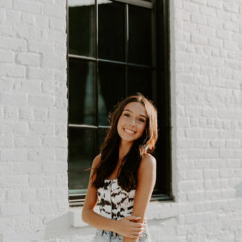 Babysitter in Omaha: Breanna