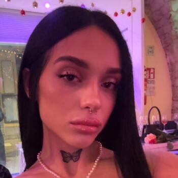 Babysitter in Villa Guardia: Aurora