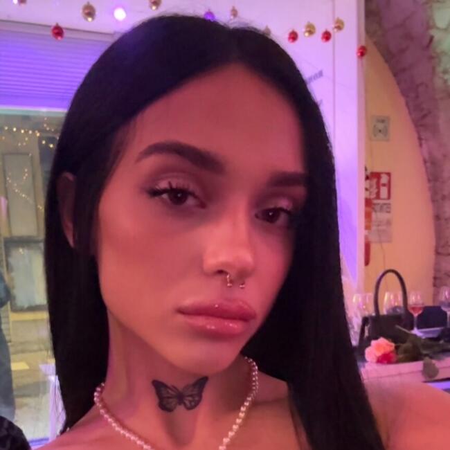 Babysitter in Villa Guardia: Aurora